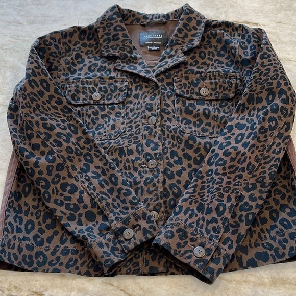 Sanctuary | Brown & Black Leopard Print Jean Jacket | Size Small - Picture 5 of 10